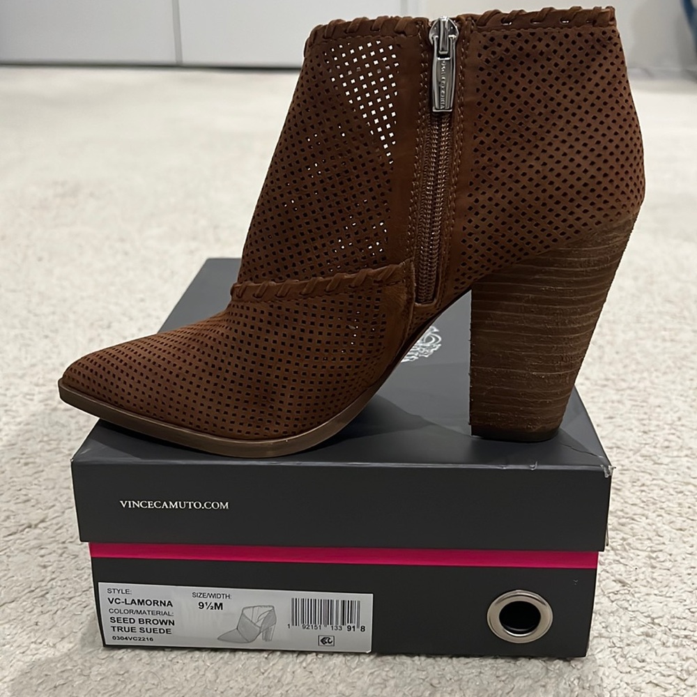 Vince Camuto VC-Lamont’s Bootie. Brown size 9.5. BRAND NEW- NEVER WORN
